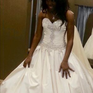 Allure Bridal ball gown wedding dress (9003)